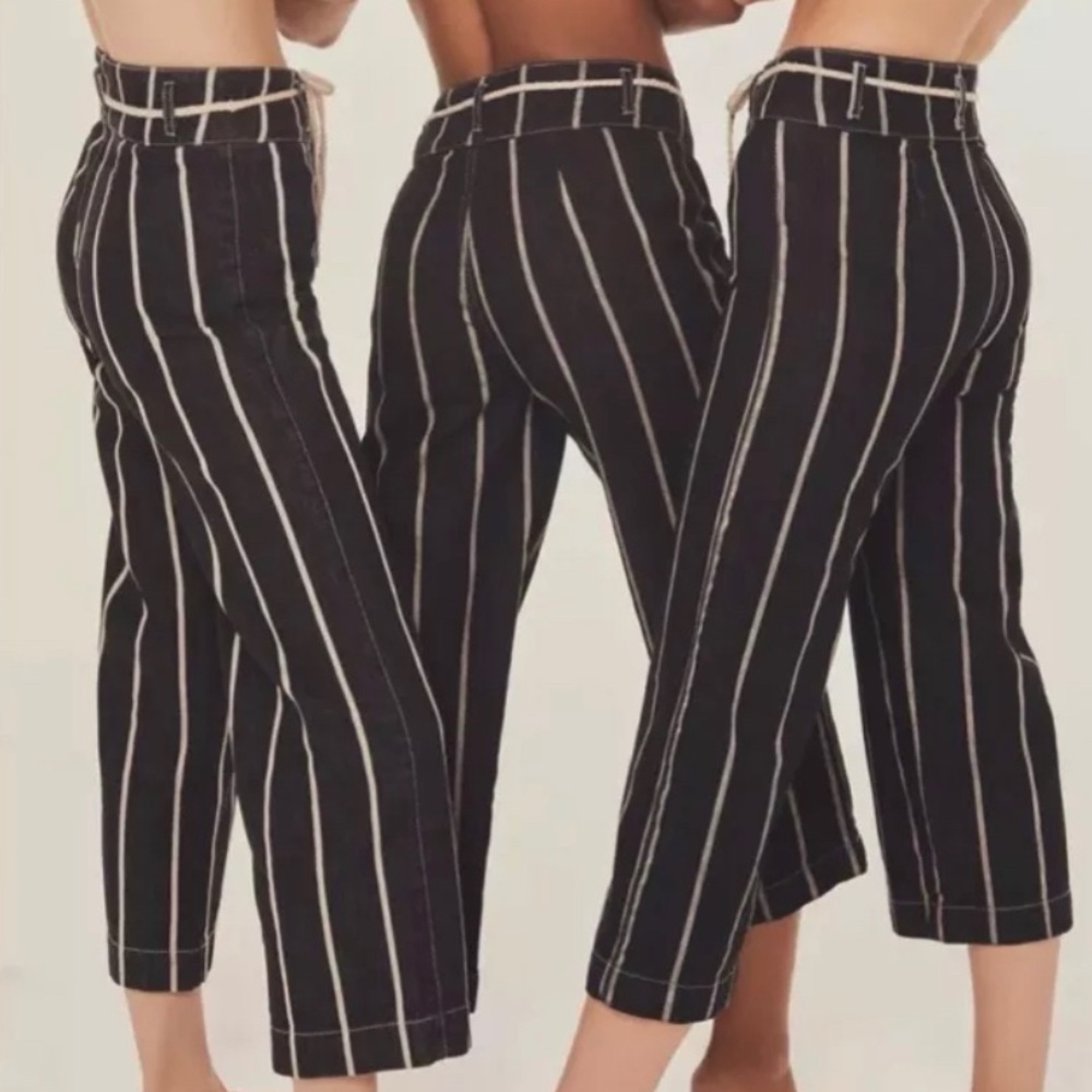 Urban Outfitters BDG Wide leg striped High Rise